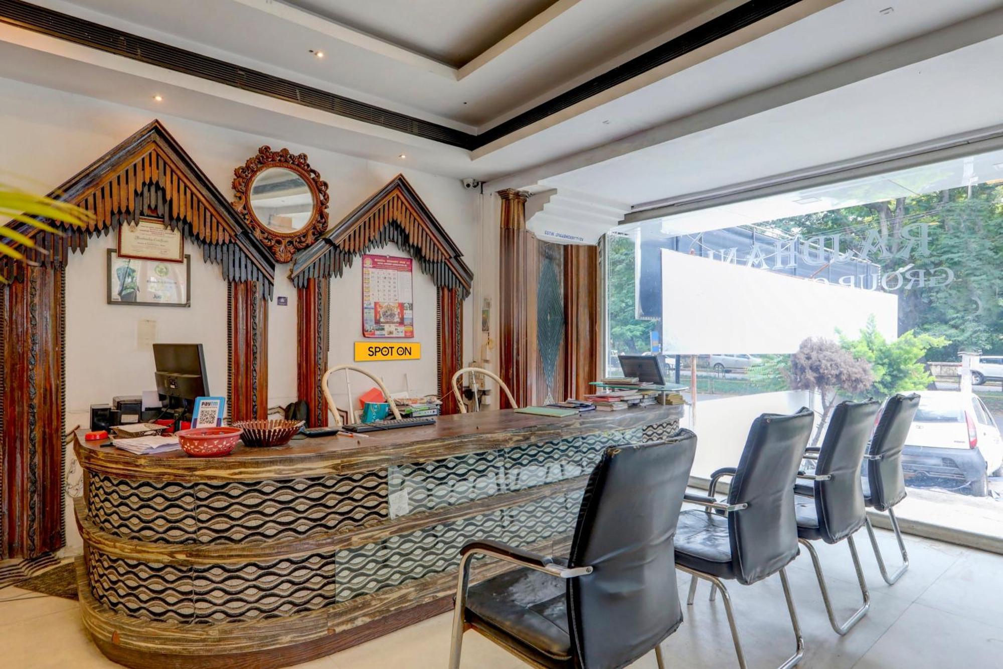 Hotel O Rajdhani Group Of Hotels マイソール エクステリア 写真