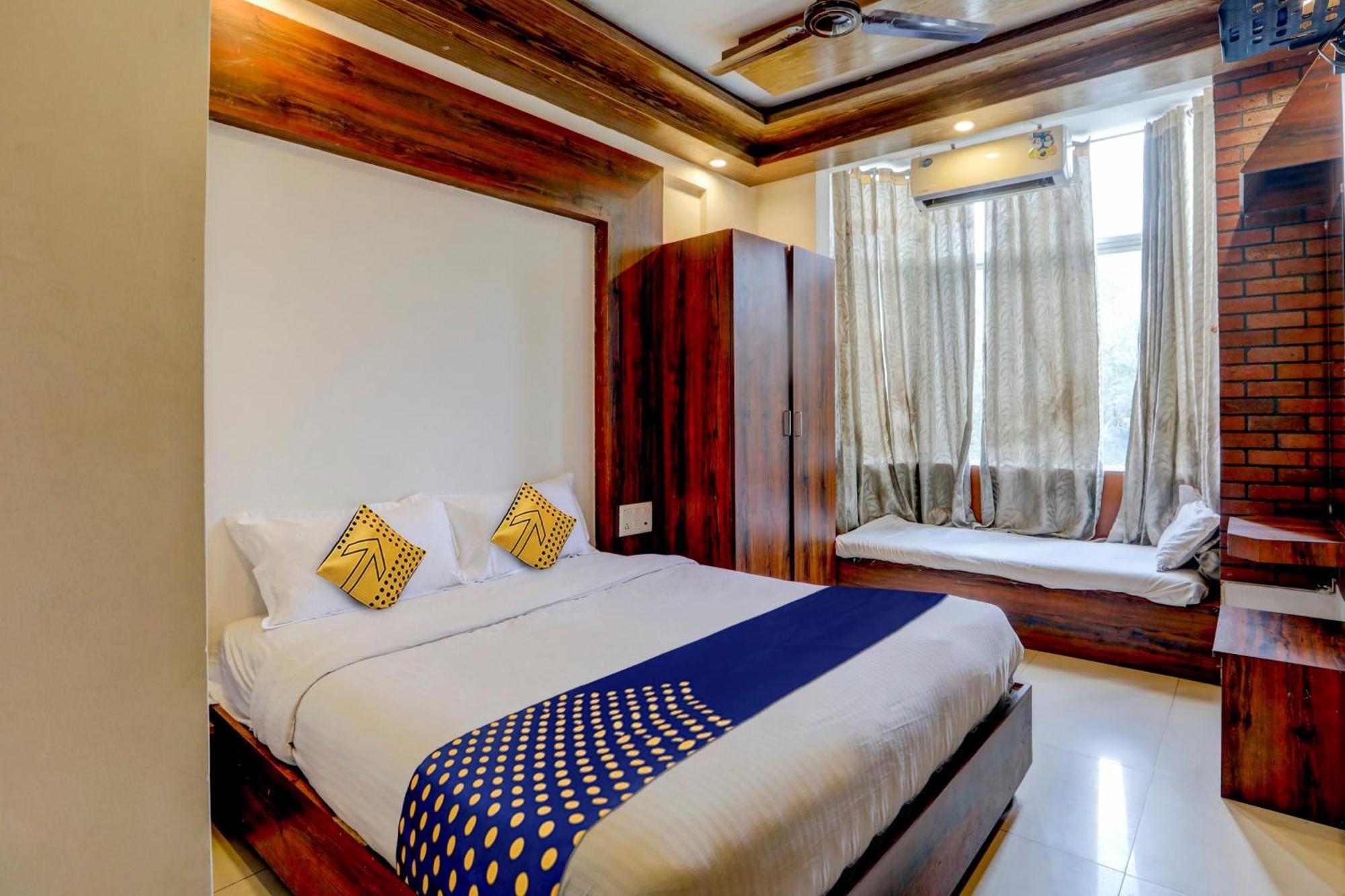 Hotel O Rajdhani Group Of Hotels マイソール エクステリア 写真