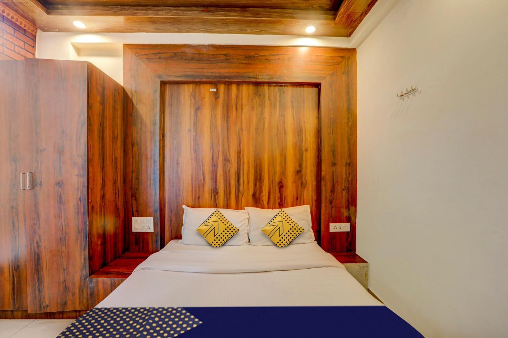 Hotel O Rajdhani Group Of Hotels マイソール エクステリア 写真