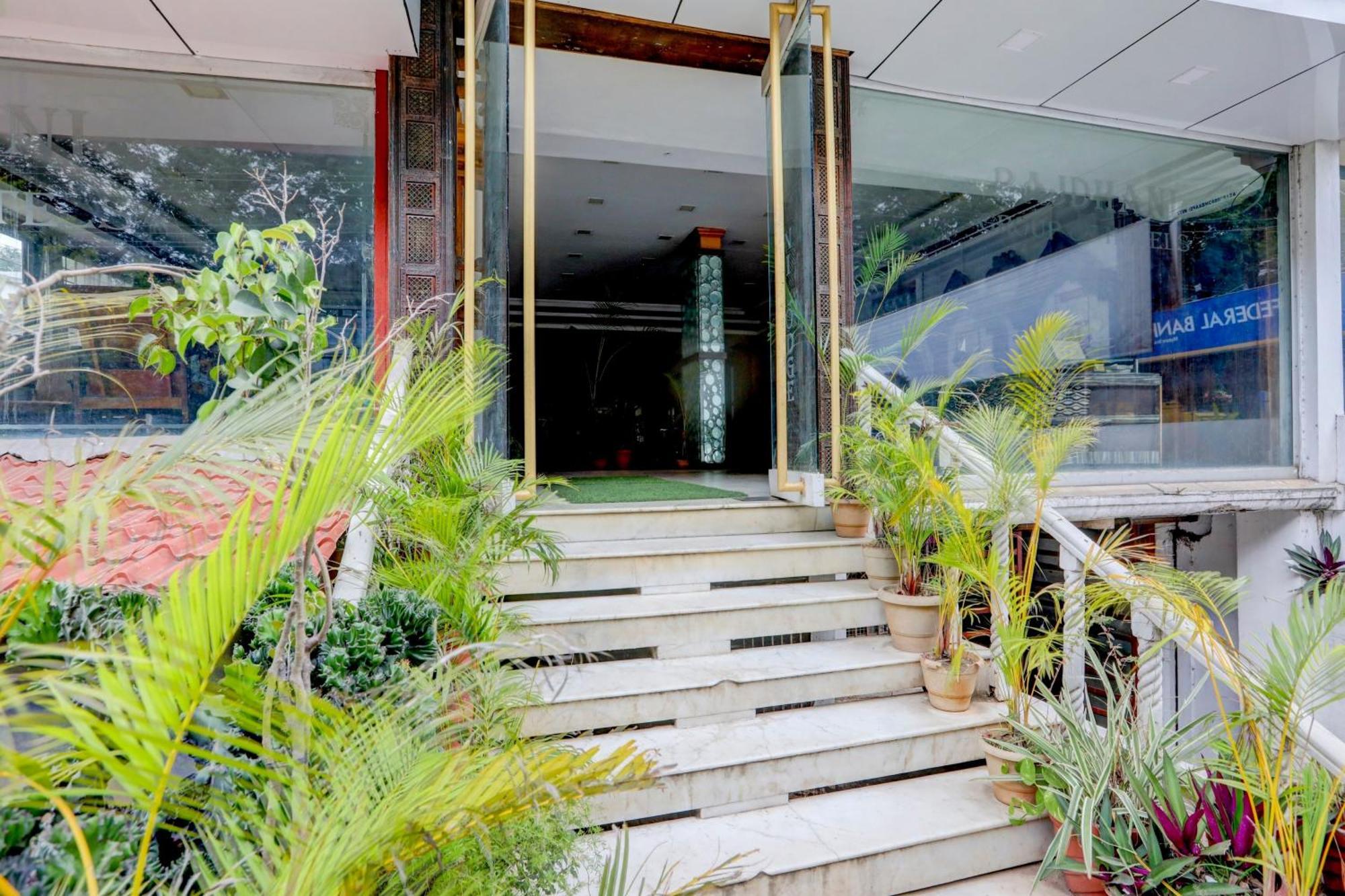 Hotel O Rajdhani Group Of Hotels マイソール エクステリア 写真