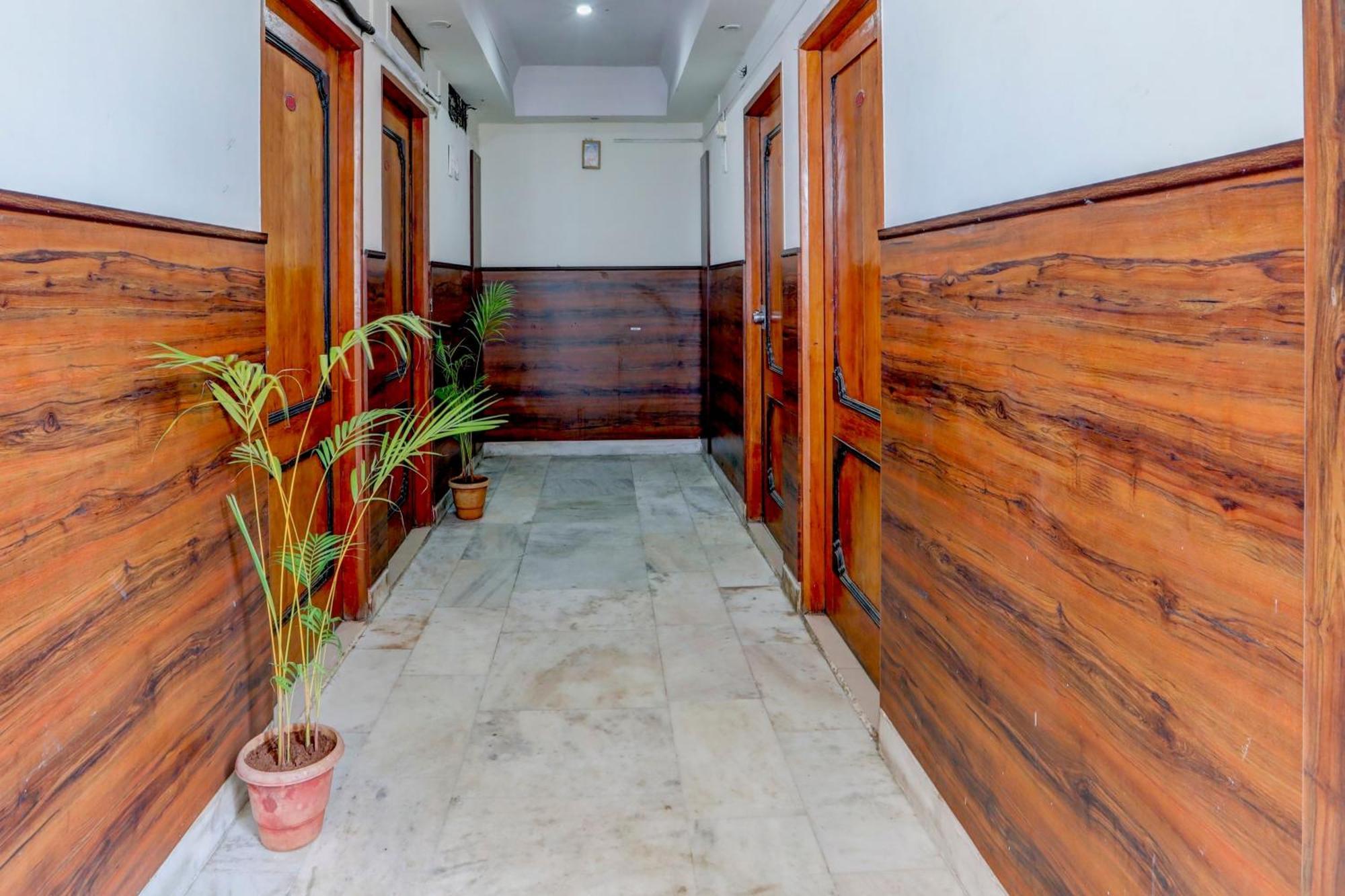 Hotel O Rajdhani Group Of Hotels マイソール エクステリア 写真